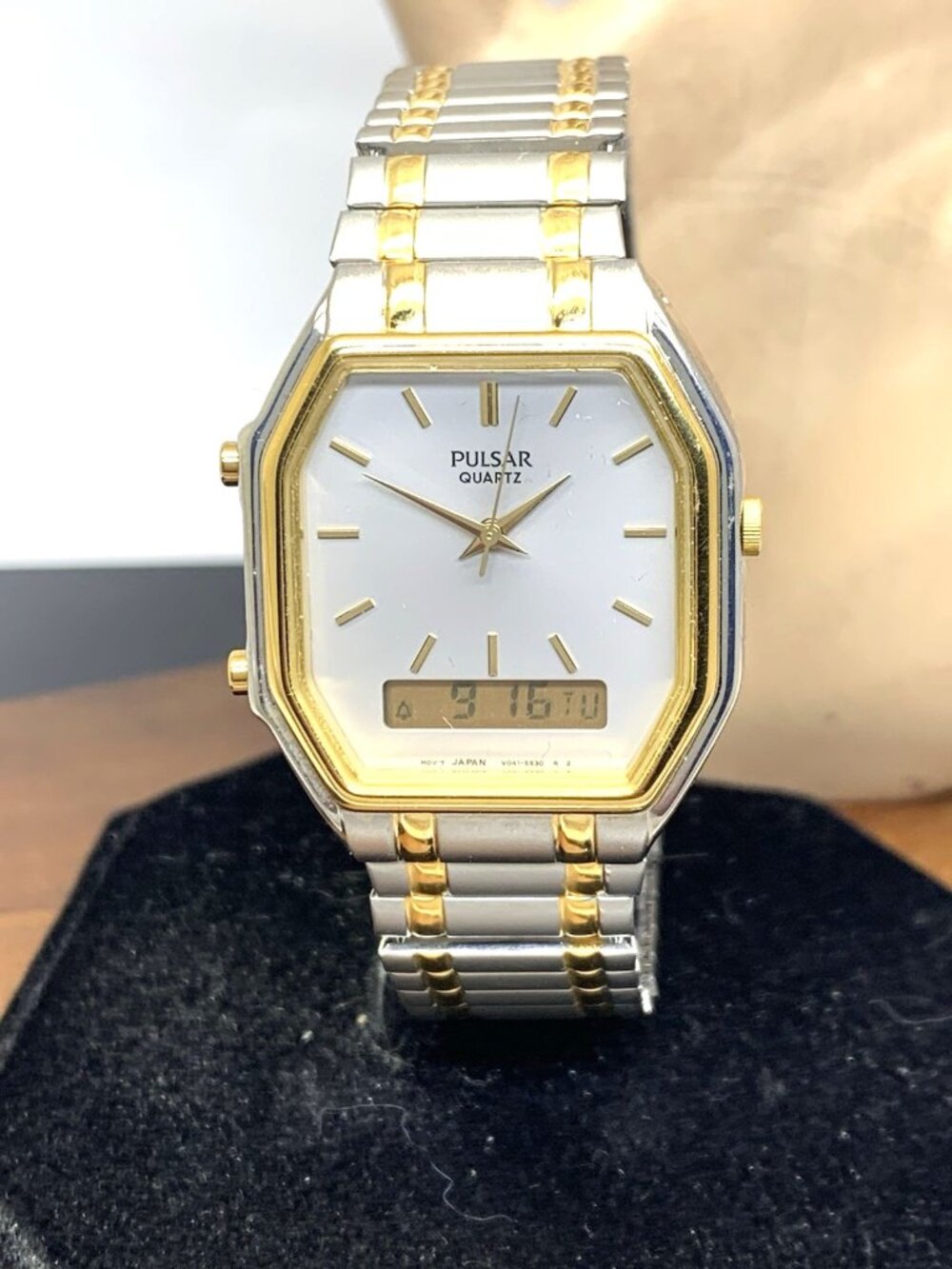 Pulsar By Seiko Watch V041-5330 Quartz Vintage Analog Digital Two Tone Steel